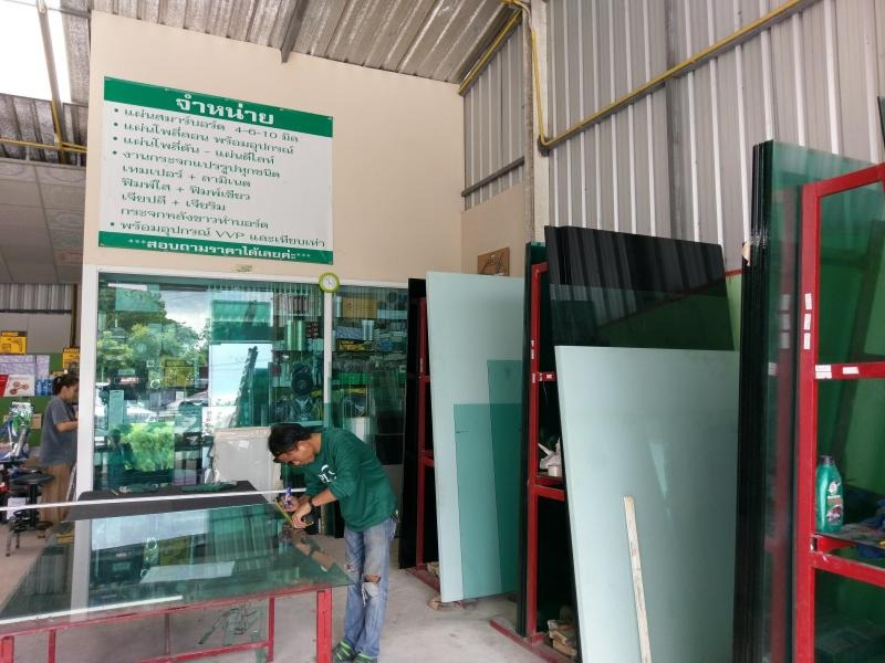 ร้านติดตั้งกระจออลูมิเนียม